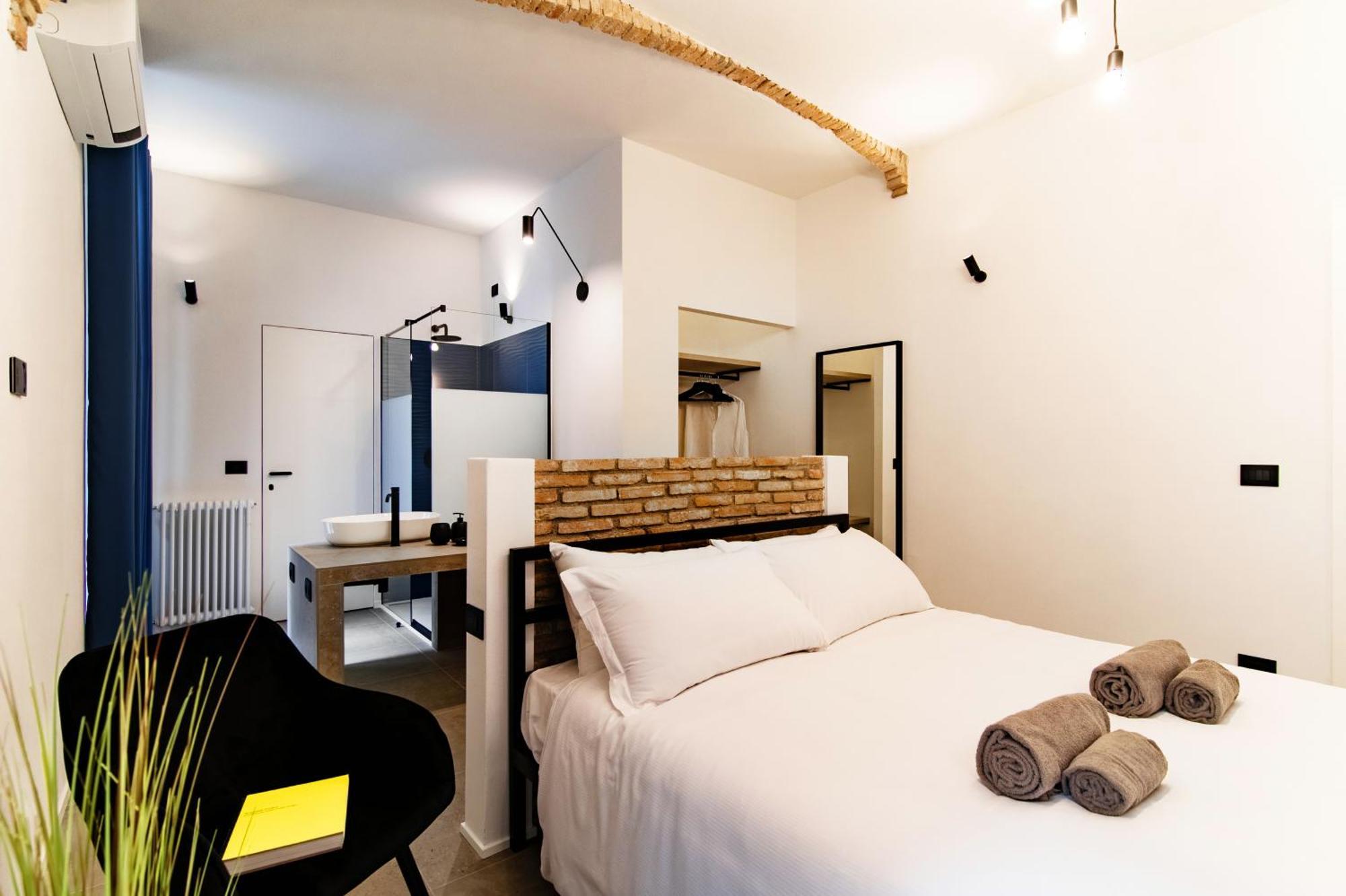 Guesthouse Linaio - The House Of Travelers Como Exterior foto